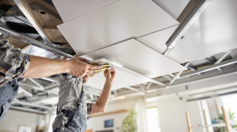 comment fixer un plafond suspendu